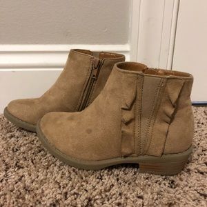 Tan suedes booties